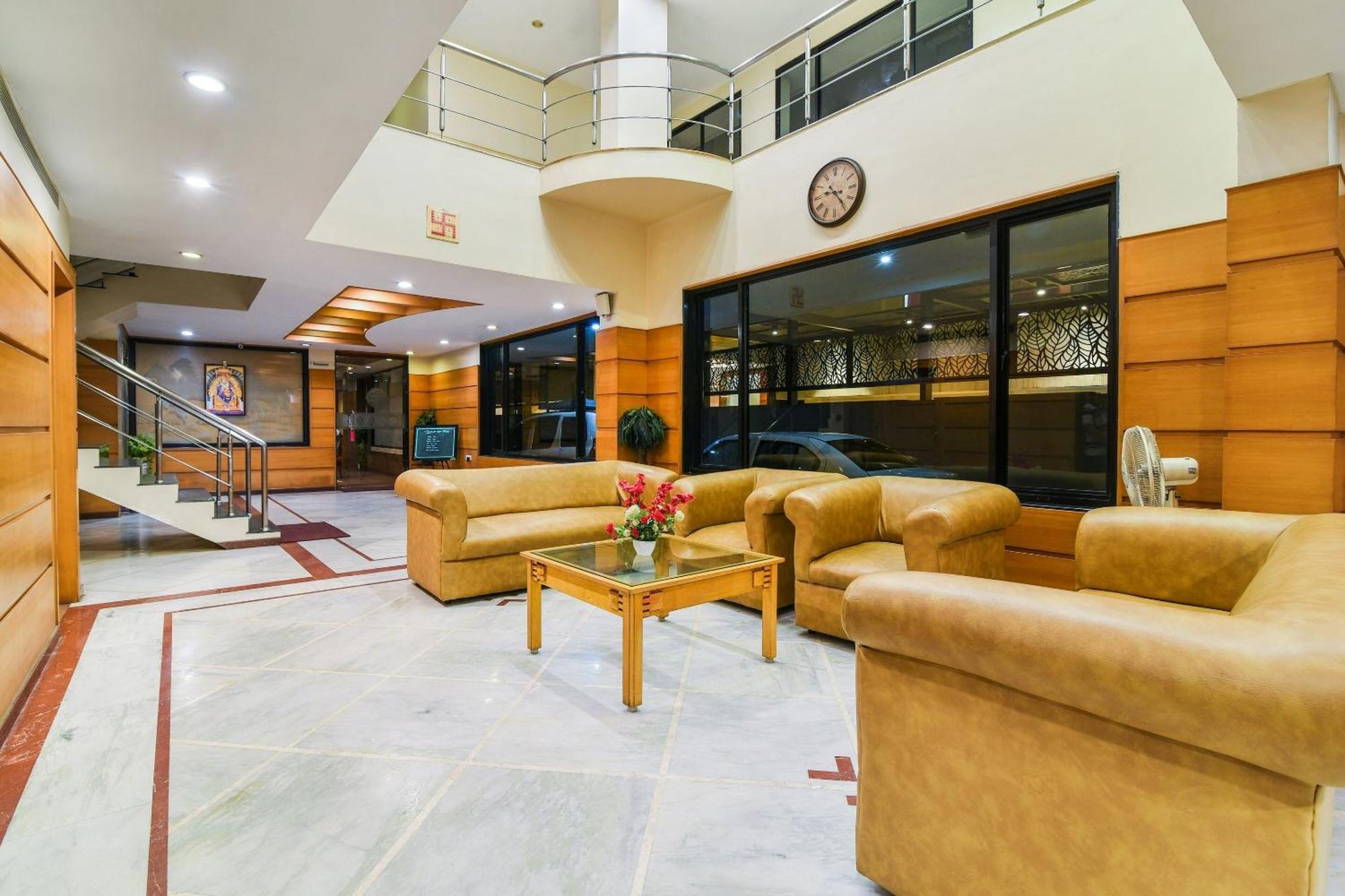 Super Capital O Grand Plaza Hotel Coimbatore Bagian luar foto
