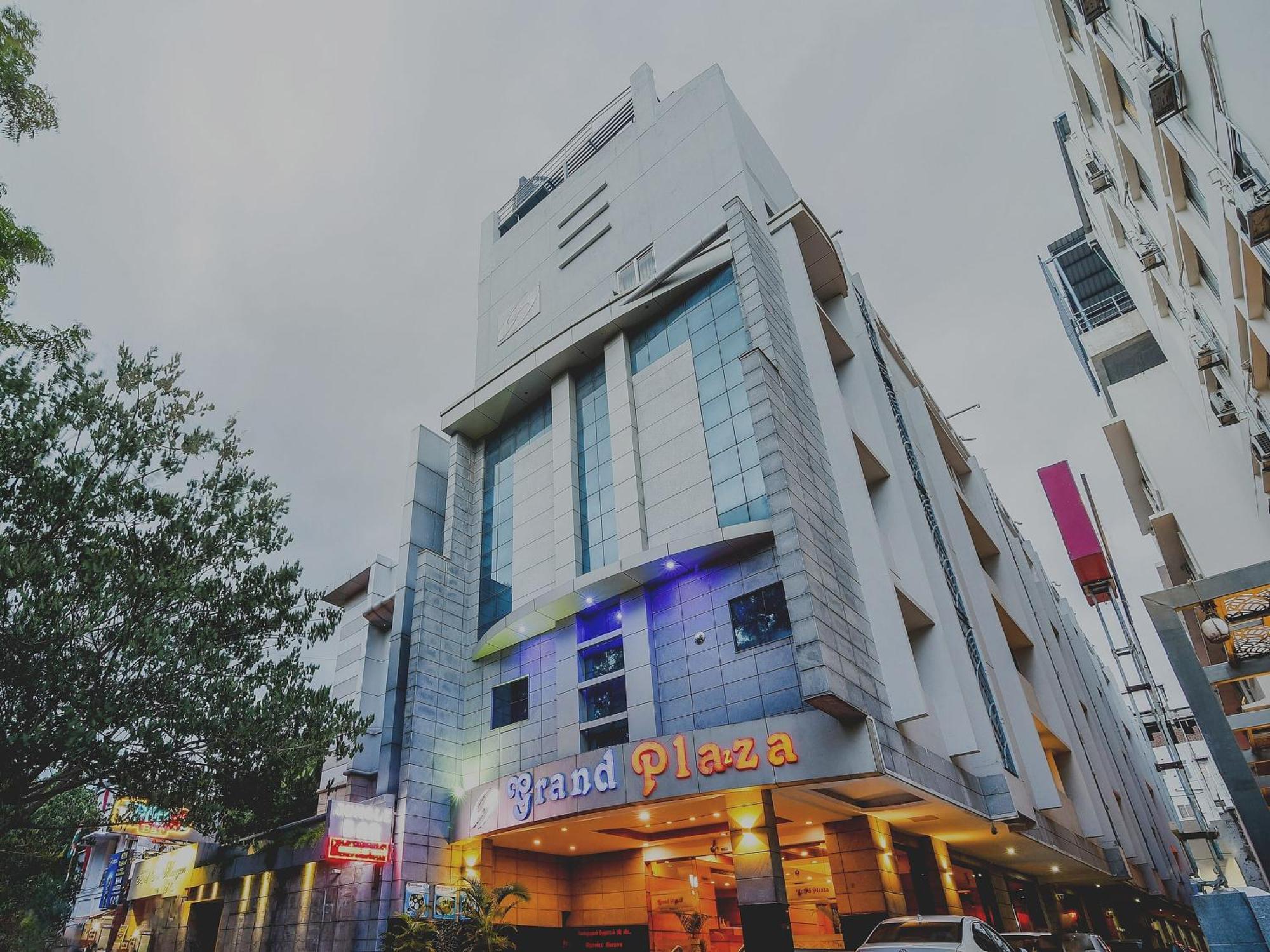 Super Capital O Grand Plaza Hotel Coimbatore Bagian luar foto