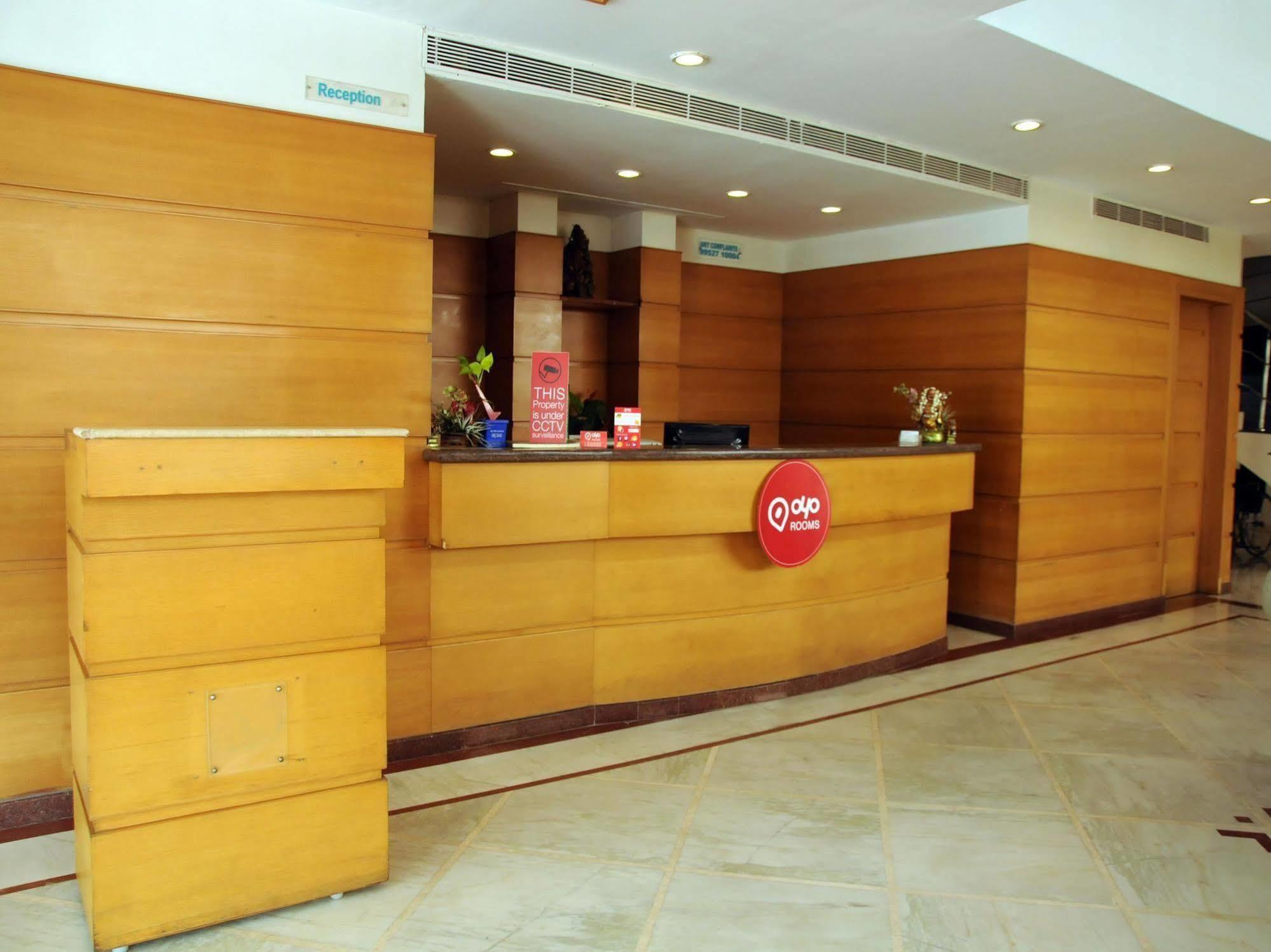 Super Capital O Grand Plaza Hotel Coimbatore Bagian luar foto